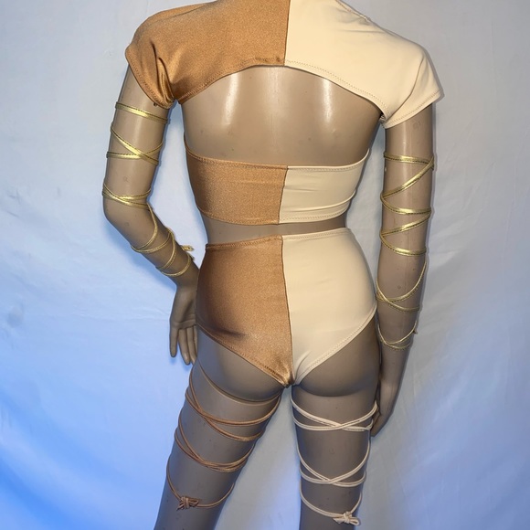 Asymmetrical rave set - Picture 4 of 7